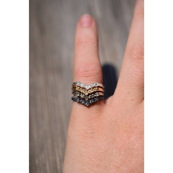 alternative raw diamond engagement ring raw crystal size 4 5 6 7 8 8 9 1… - Picture 8 of 10